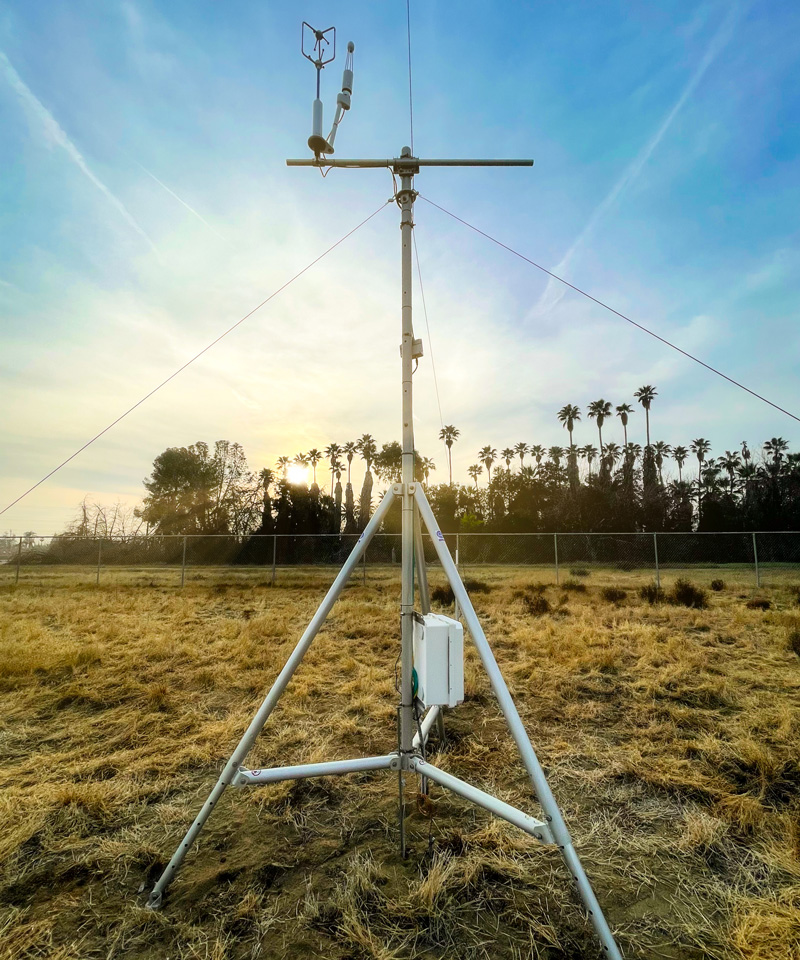 The Eddy Covariance Flux Tower on CSU Bakersfield’s Environmental Studies Area.