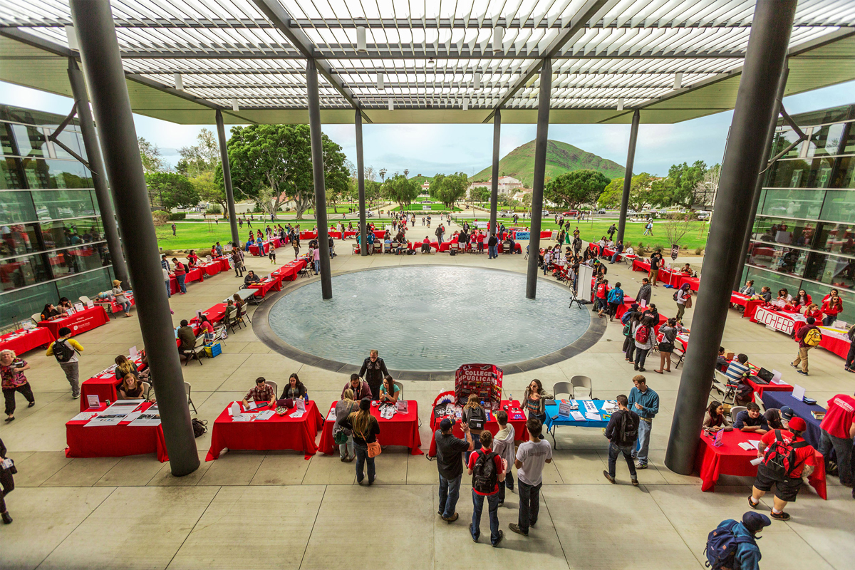 A birds-eye view of the 2018 Major Fair in Broome Library Plaza